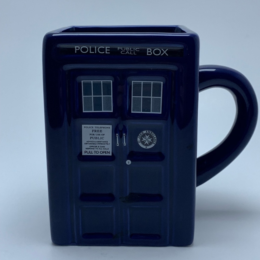 Doctor Who Tardis mug (BBC)